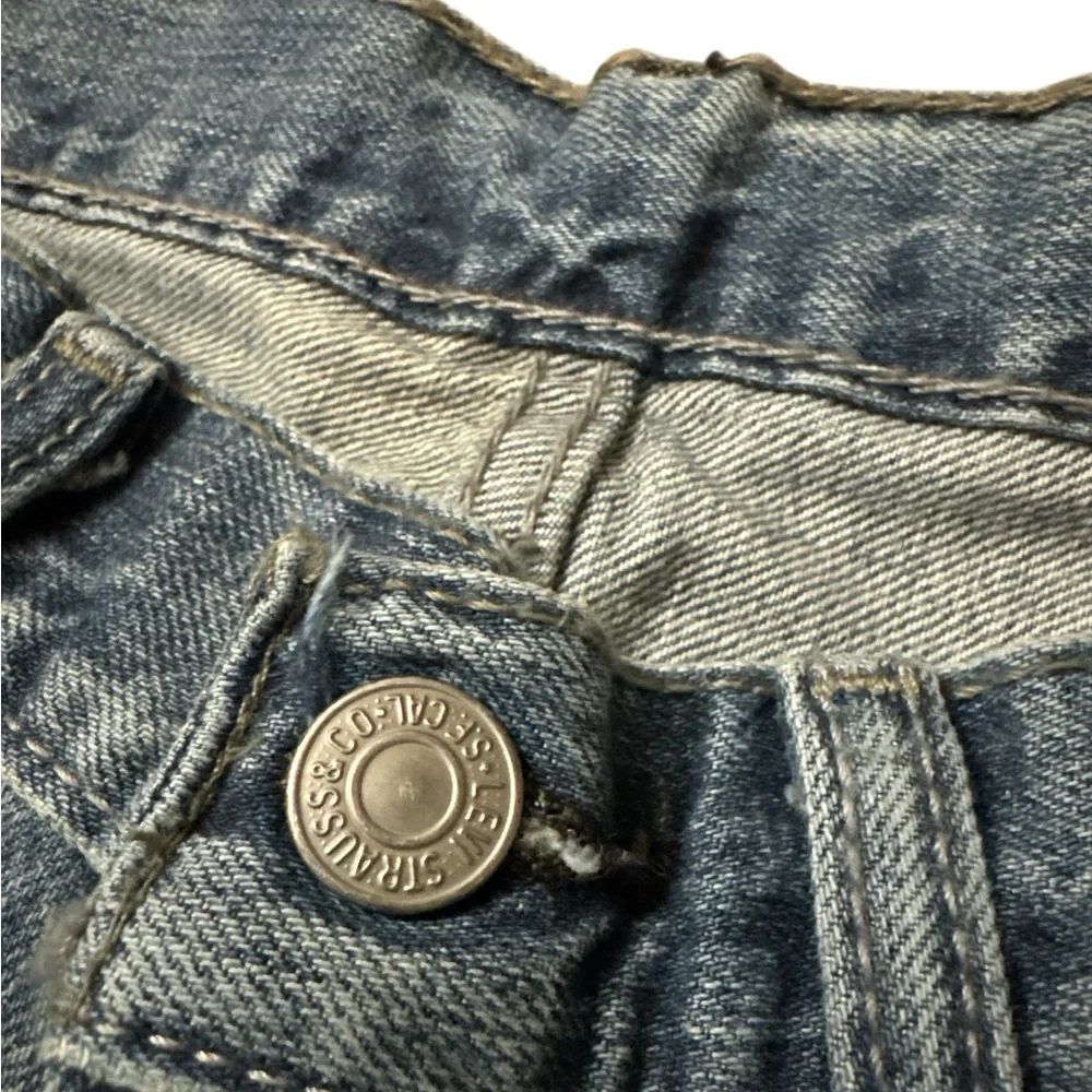 Levi’s Men’s Light Wash‎ Denim Jeans Size 31x32 Levi’s 514 Series Jeans